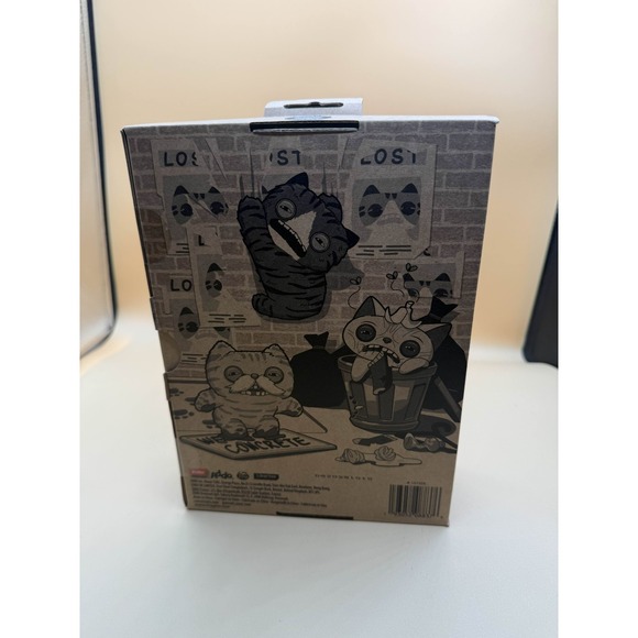 Zuru Fuggler 9" Alley Cats Cat Eyed Weirdo Stuffed Animal New In Box - Picture 3 of 3